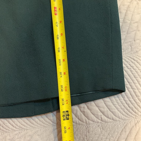 Vintage, Jones New York, green size 6, 100% wool skirt, with liner - Picture 6 of 7